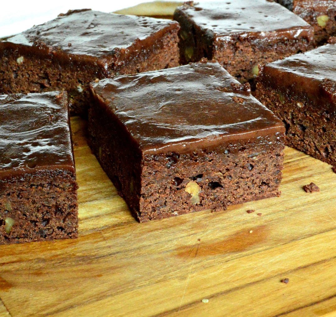 Chocolate Brownies with Chocolate Glaze