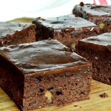 Chocolate Cocoa Brownies with Chocolate Glaze - This Is How I Cook