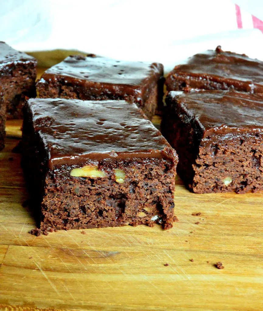 Chocolate Brownies with Chocolate Glaze