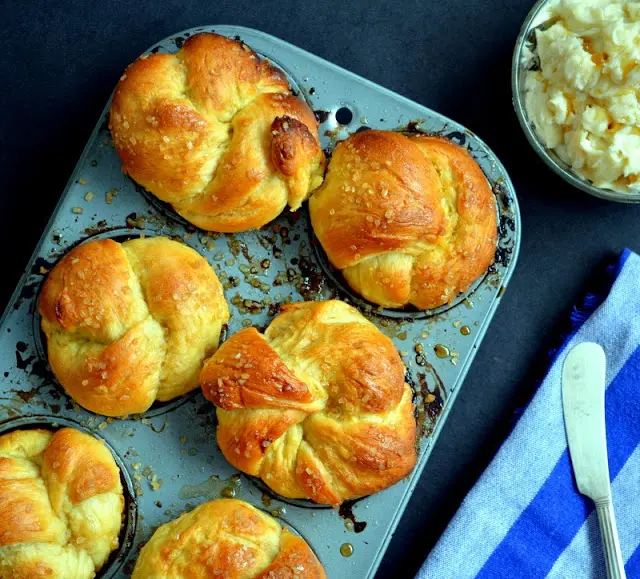 maple challah rolls