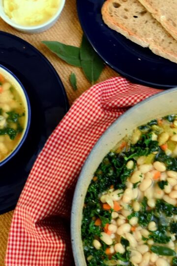 White Bean and Bacon soup with Kale 2 3
