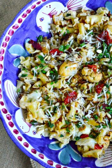 Cauliflower with raisins and pine nuts 5