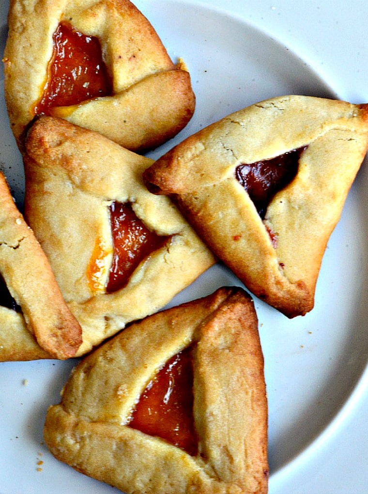 Hamentashen with jelly filling