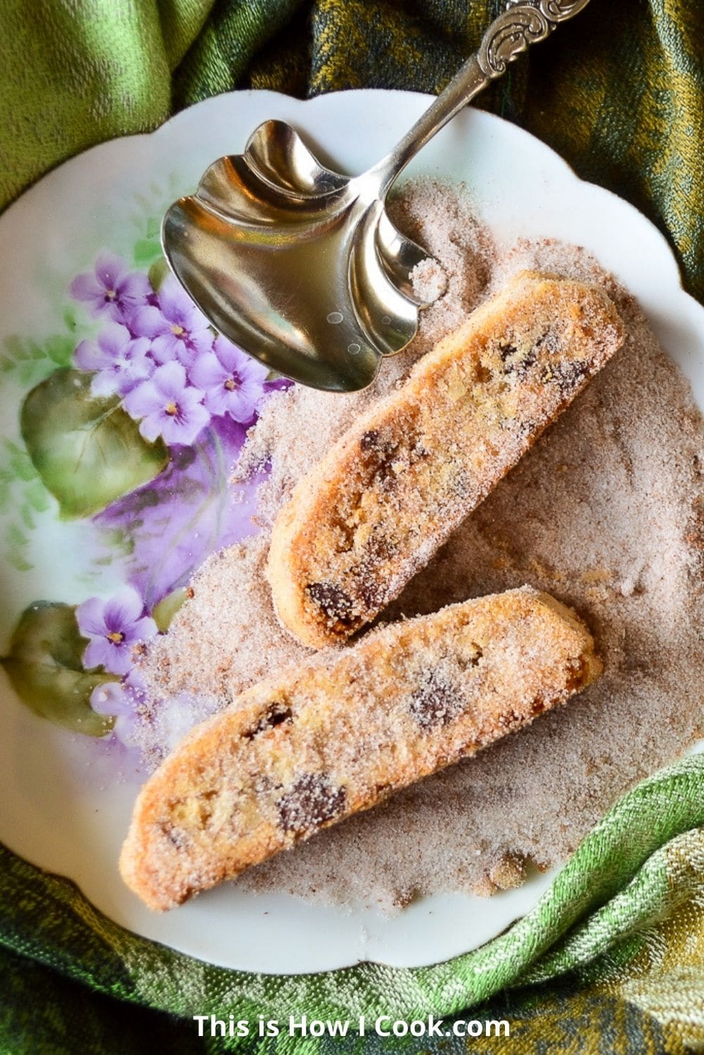 Mandel Bread with Cinnamon and Sugar