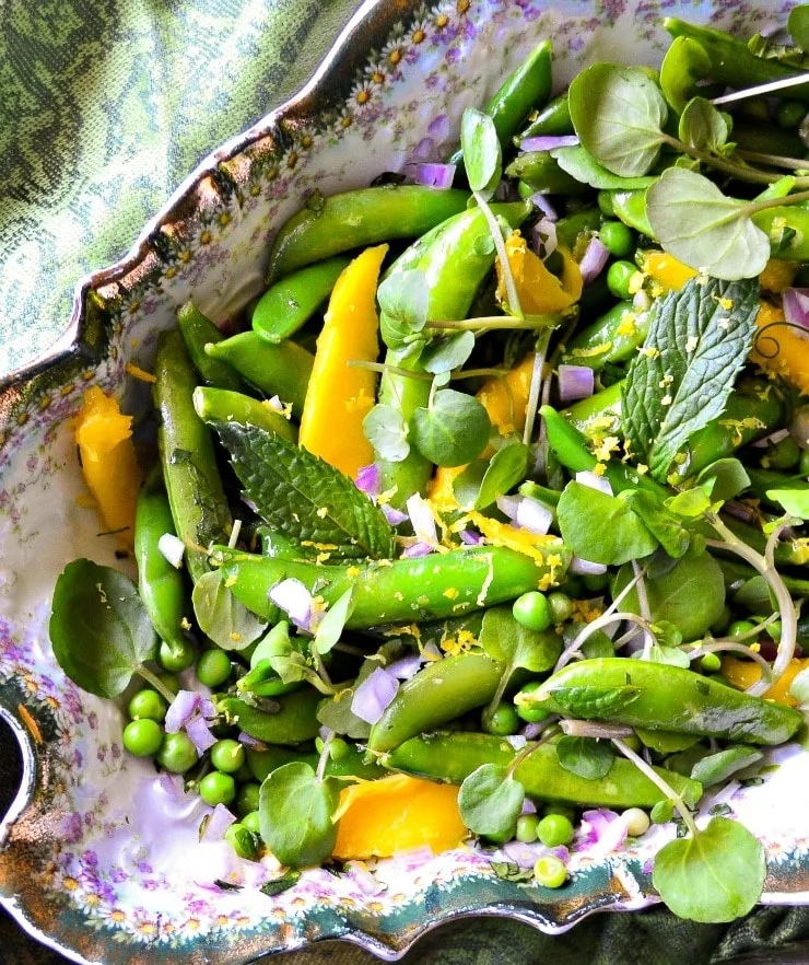 Pea Salad with Mango and Mint