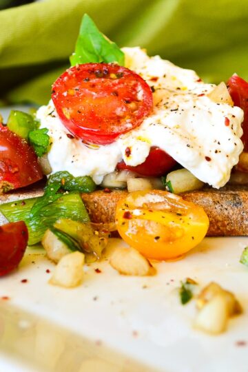 Tomato Buratta Toast