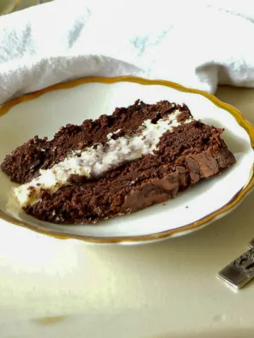 Chocolate Oreo Cake Slice