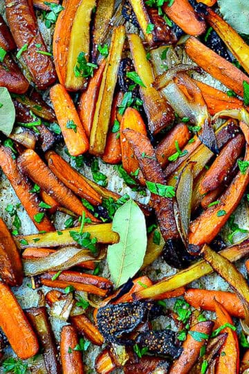 closee up of roasted tzimmes recipe