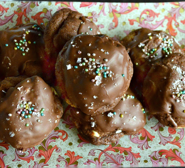 Double chocolate cookies are dense, chocolatey cookies are for all chocolate and cookie lovers. They can be customized with nuts or various flavored chips, but this cookie is hands down my most favorite chocolate, chocolate cookie! #cookies #chocolate www.thisishowicook.com