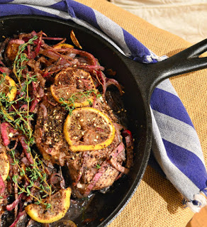 Za'atar chicken with red onions