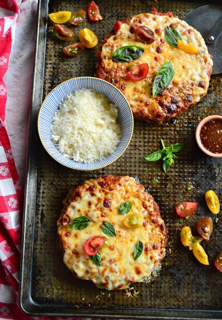 Chicken Parmesan Pizza Style www.thisishowicook.com Chicken Parmesan Pizza Style