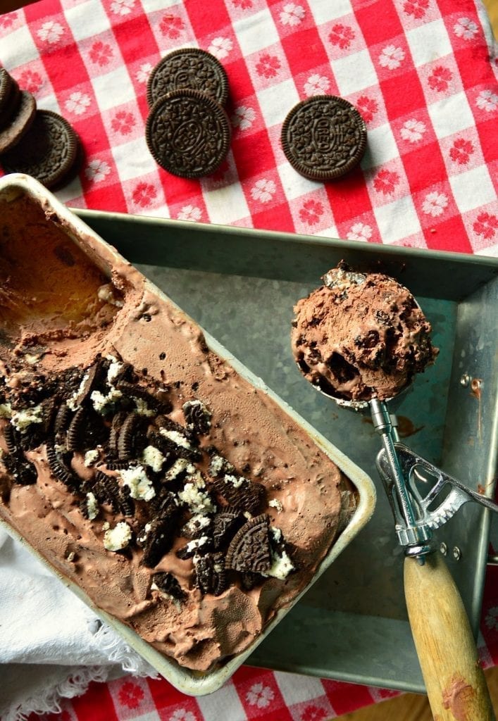 Chocolate Oreo Ice Cream (No Churn) - This Is How I Cook