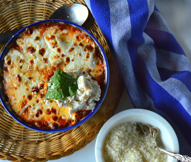 Lasagna Soup tastes better than lasagna and it is served in a bowl. Full of ricotta and parmesan and topped with mozzarella, this tomato based, sausage stuffed wonder is a favorite in our family! #lasagna #soup #familyfavorites www.thisishowicook.com