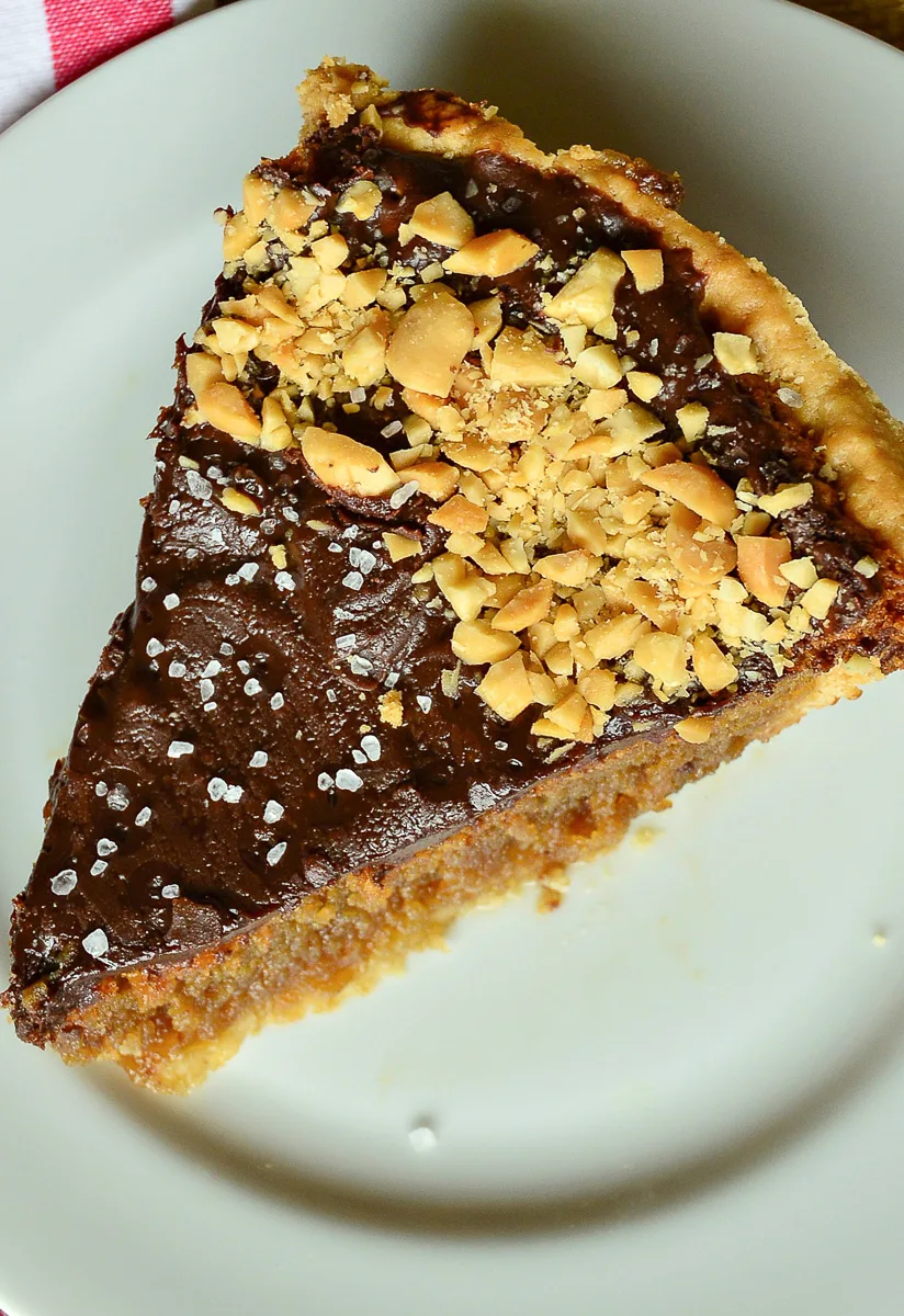 Easy chocolate peanut butter pie