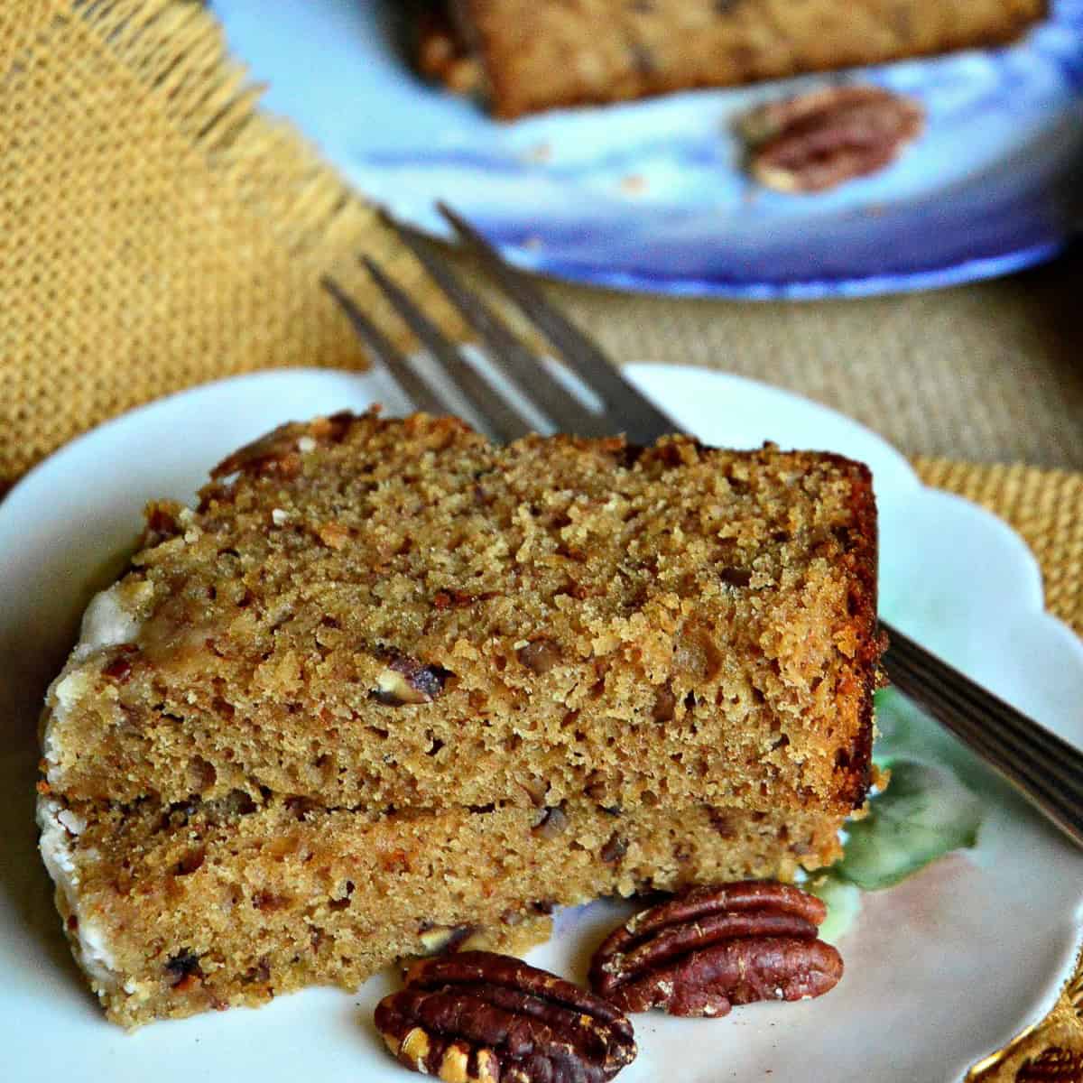 honey cake with whiskey and pecans