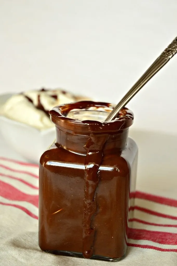 Hot-Fudge-Sauce