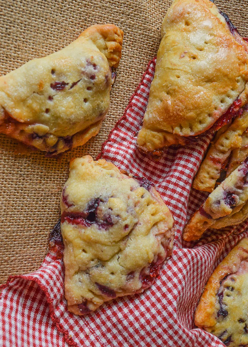 berry hand pies