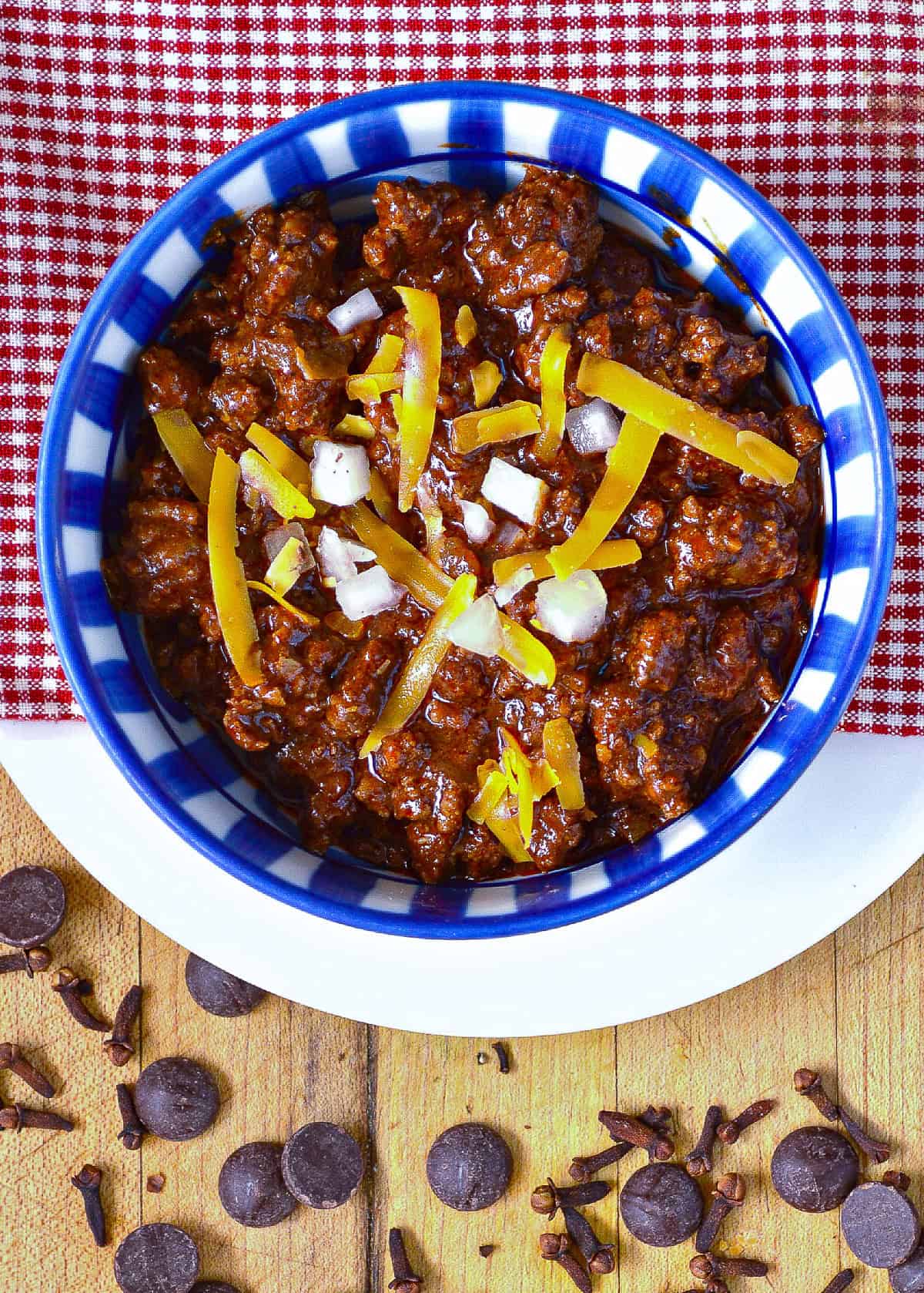 recipe for cincinnati chili with cheese and onions