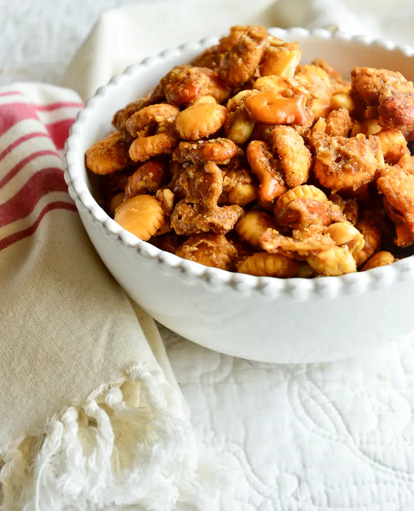 Spicy-Sweet-Snack-mix