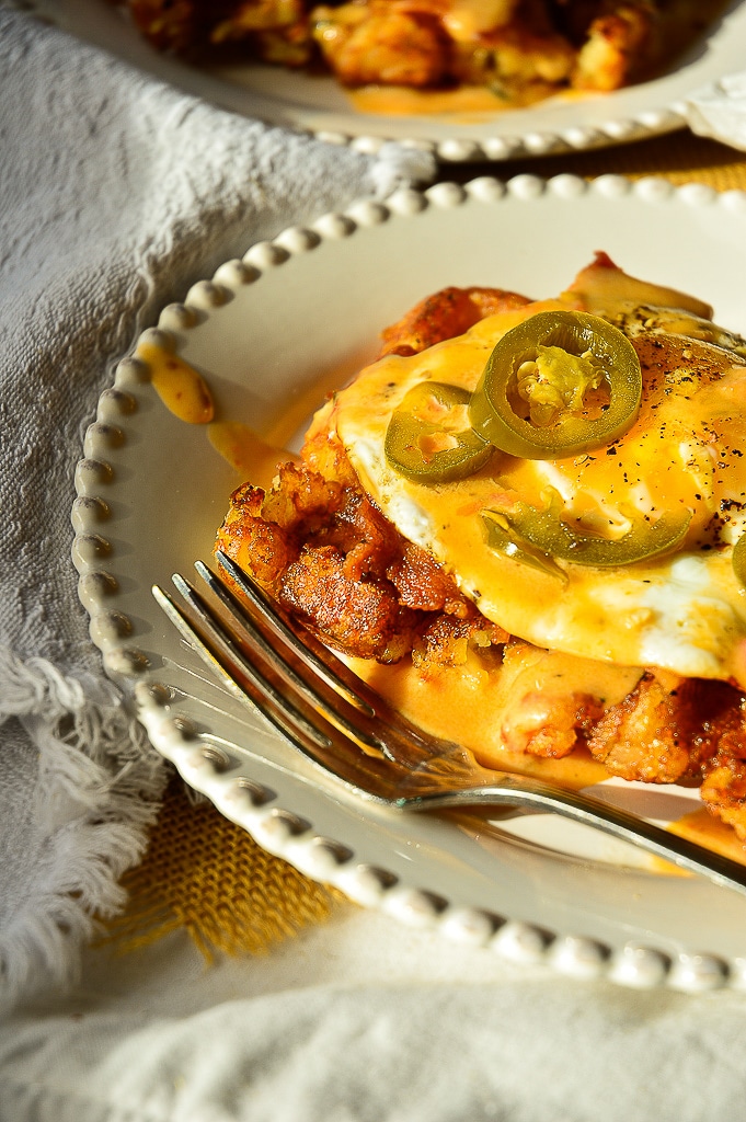 tater tot breakfast sandwich