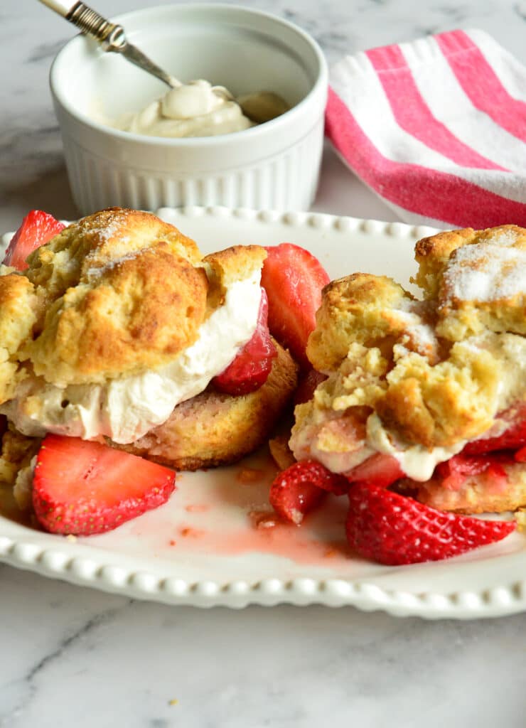 How to Make Strawberry Shortcake