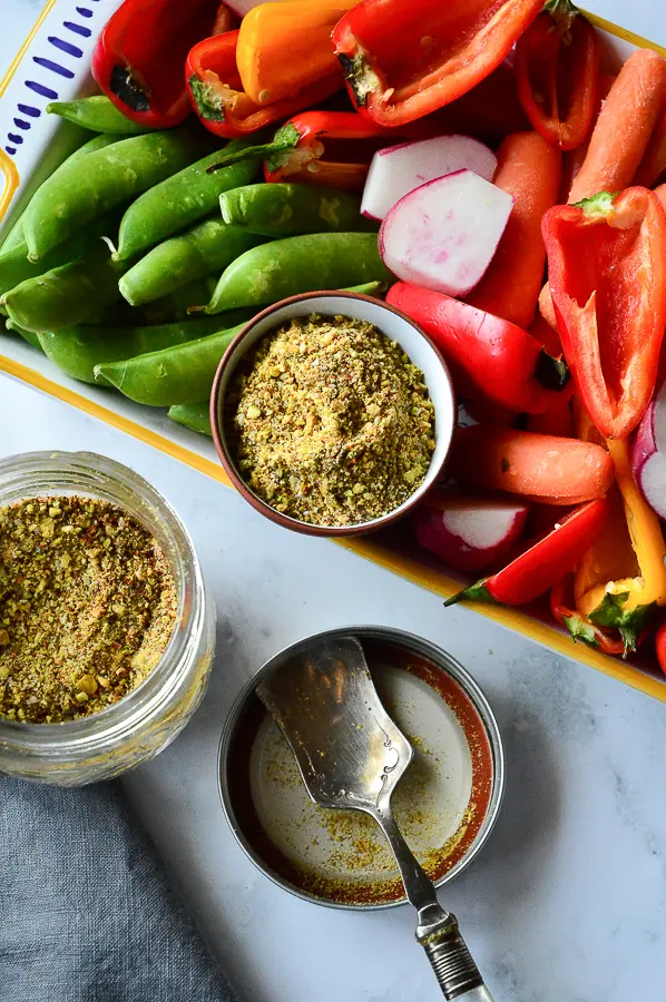 Zatar Dip with Veggies