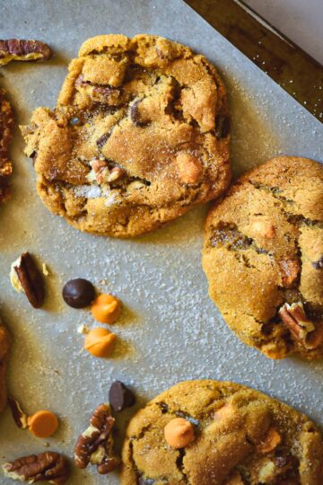 Soft Molasses Cookies 1 of 18