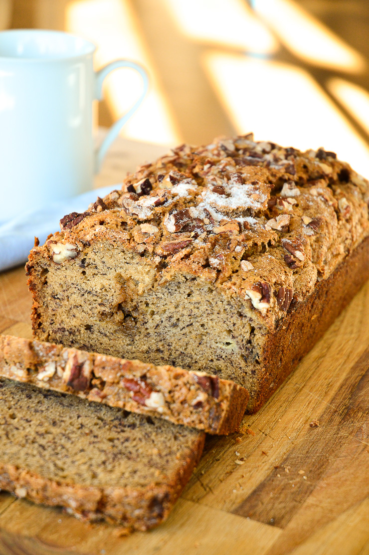 Banana bread with streusel topping