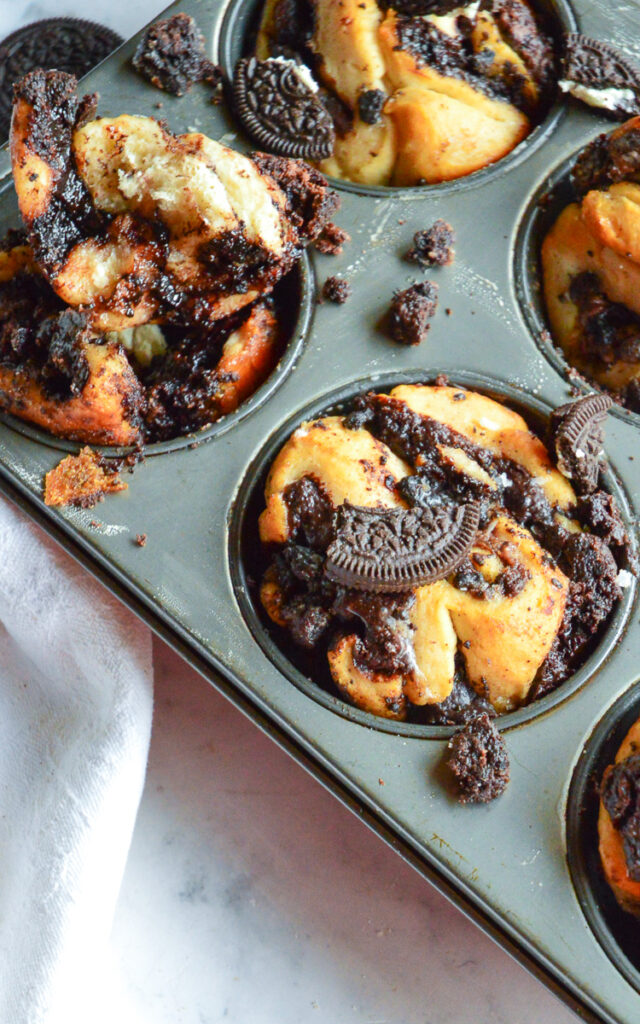 chocolate babka buns recipe in muffin tin