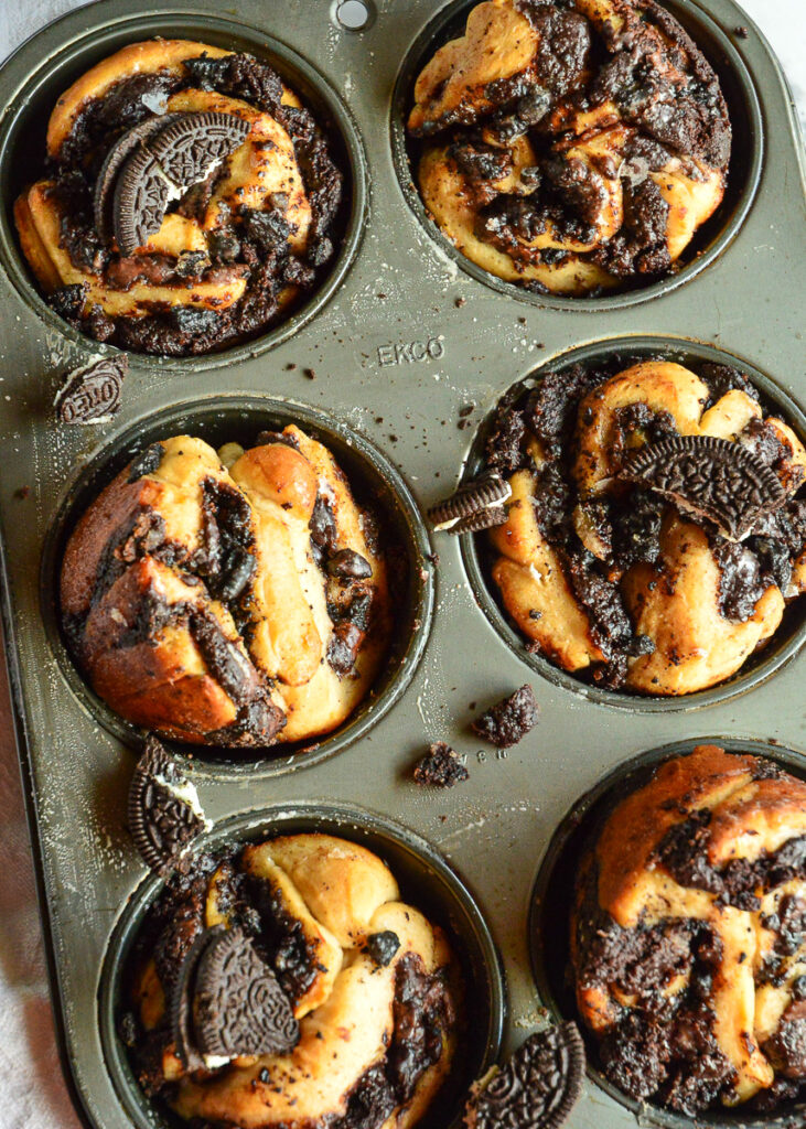 babka buns in muffin pan