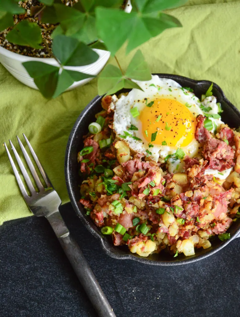 easy corned beef hash breakfast recipe