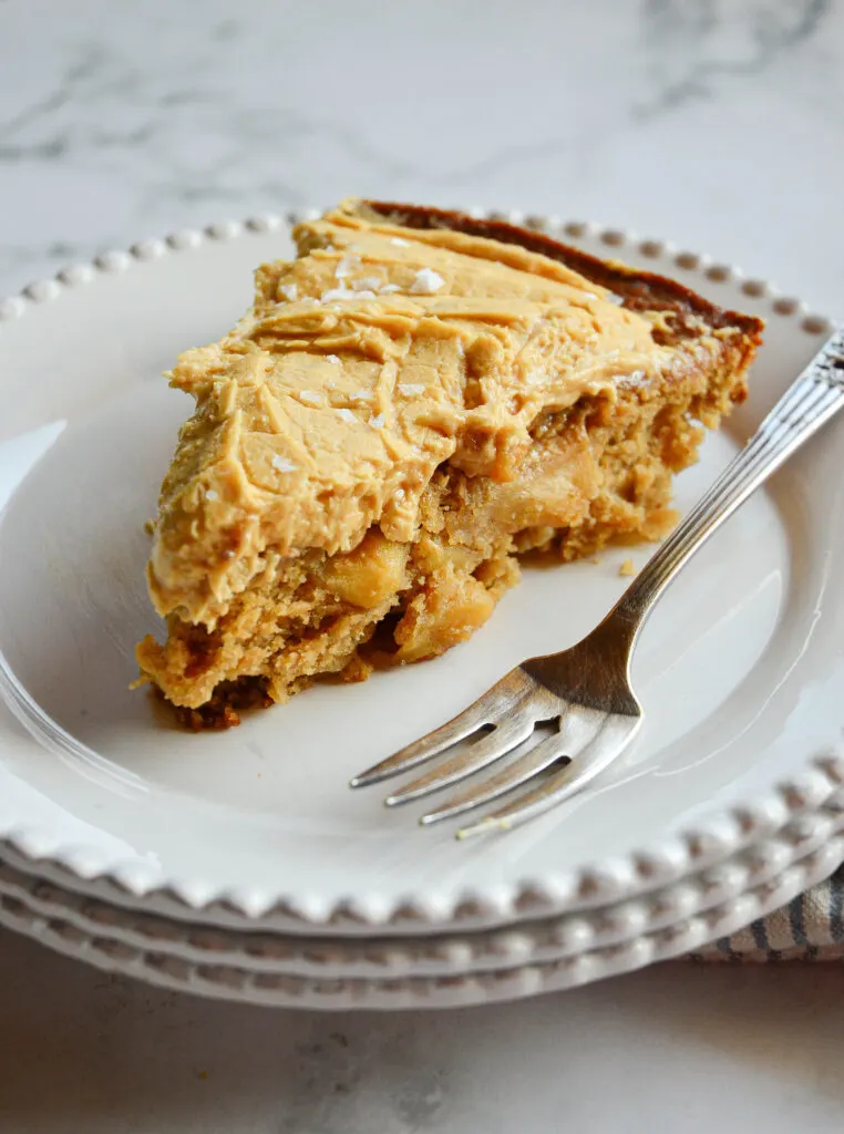 Alice of Apple Skillet cake with Salted Caramel Frosting