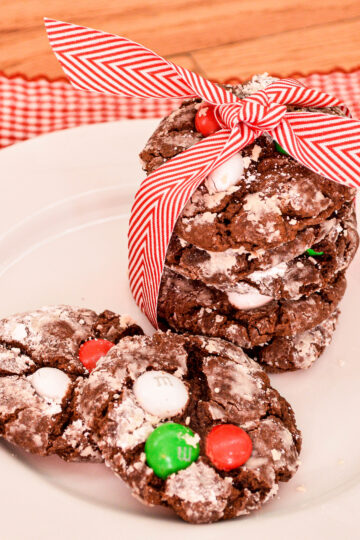 Chocolate Crinkle Cookies 16 of 18