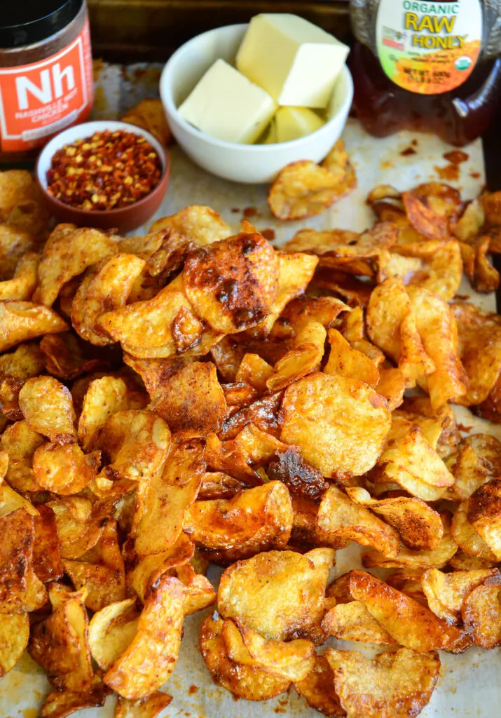 hot honey butter chips recipe with ingredients and potato chips