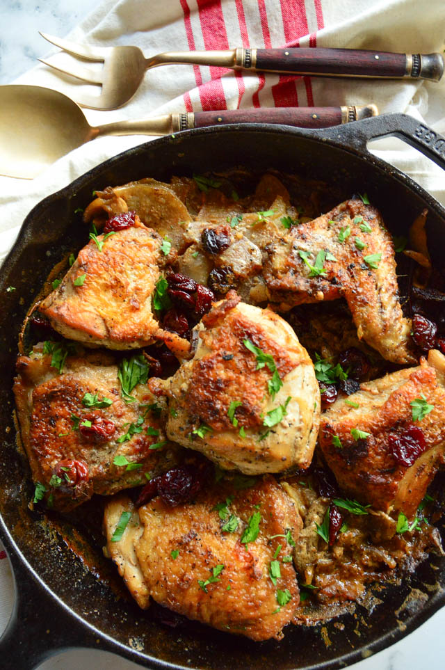 dutch oven garlic braised chicken thighs recipe