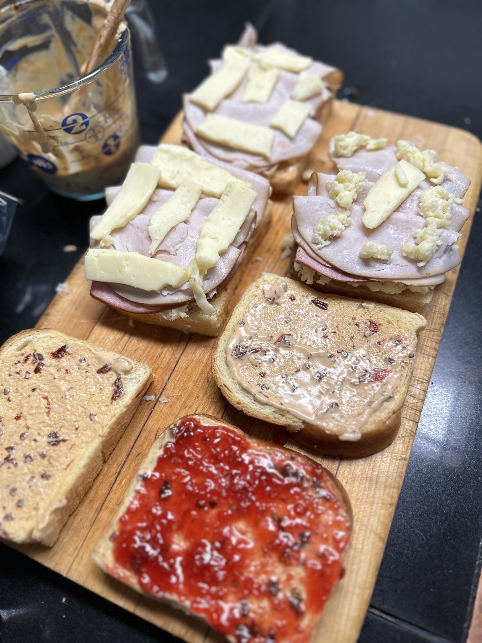 assembling a monte cristo sandwich