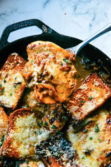 french onion chicken in skillet